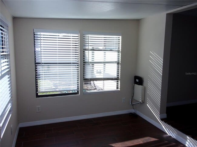 Photo - 37724 Alissa Dr Unidad 37724