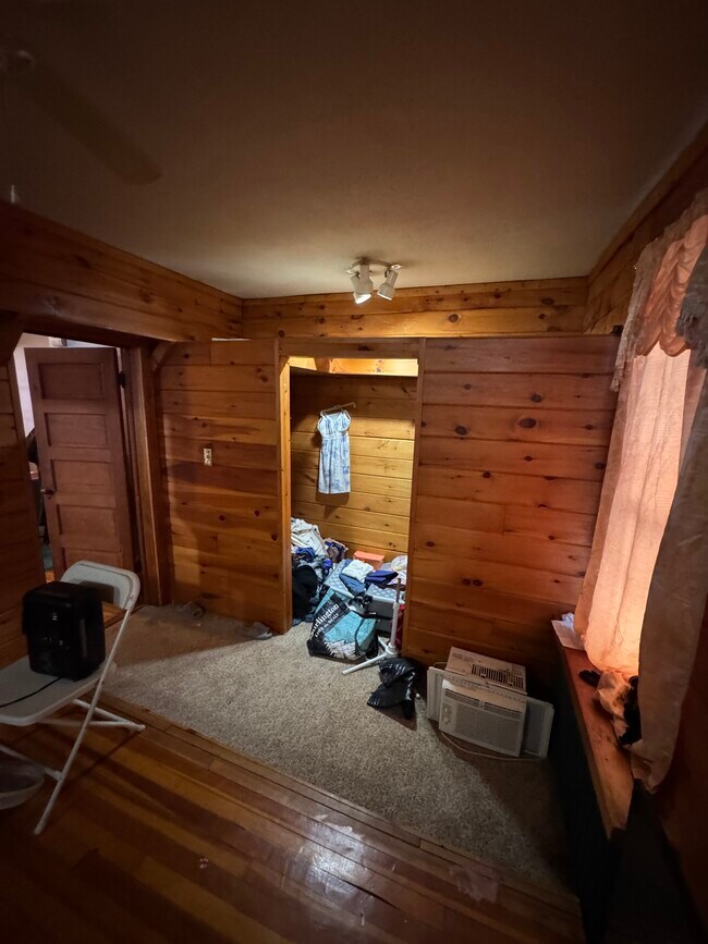 Photo - 44 W Van Vechten St Unit 1