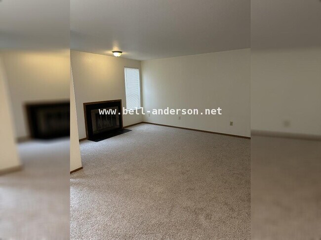 Photo - 2 Bedroom, 3 Bathroom Townhome Available for Immediate Move In Unidad 10