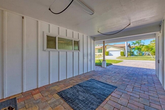 Photo - 1658 Blakemore Ln
