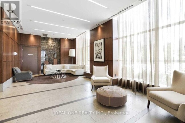 Photo - 2015 Sheppard Ave E Unité 2802