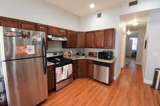 Photo - 194 Marion St Unidad 1 Rental