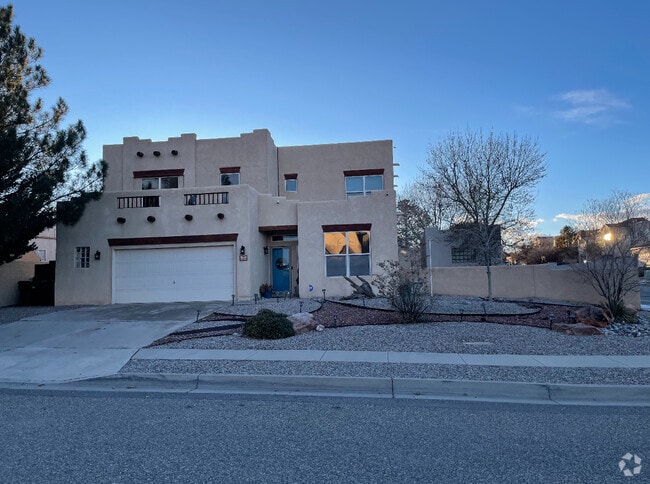 Building Photo - 6400 Freemont Hills Loop NE Rental