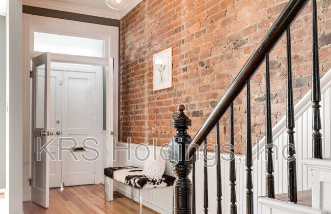 Photo - 228 N 32nd St