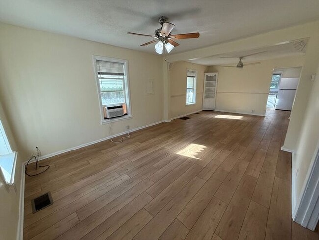 Photo - Pensacola - 32503 - 2 bedroom, 2 bathroom