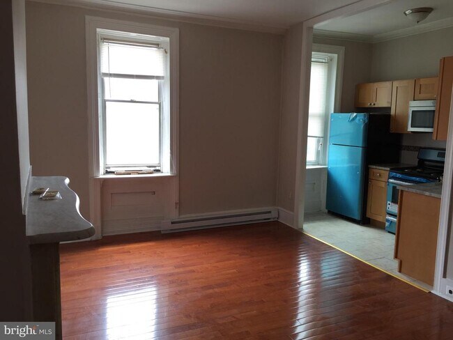 Photo - 1945 Poplar St Unit 2F