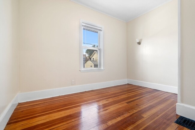 14 Child St