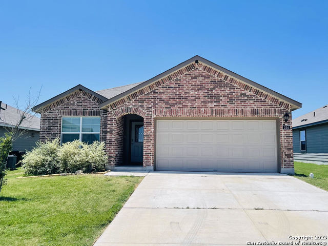 Photo - 224 Lance Trail