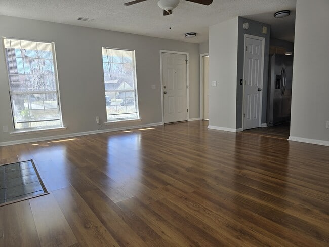 Photo - 22 Avocet Way