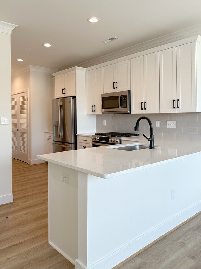 Photo - 5006 Distillers Ln