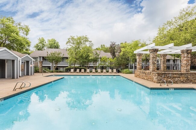 Photo - Crestmont Apartment Homes