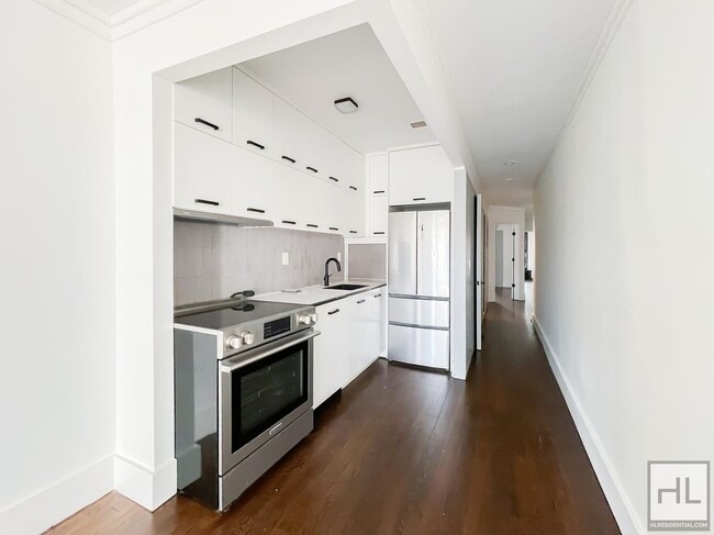 Photo - Carroll Gardens 2-Bed 1-Bath Unit 4L