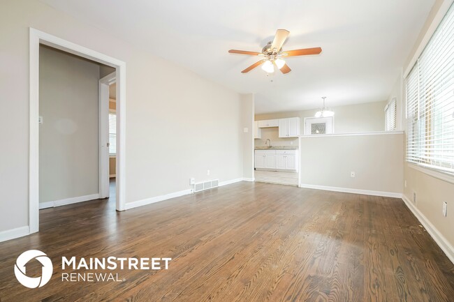 Photo - 4806 Vermont Ave