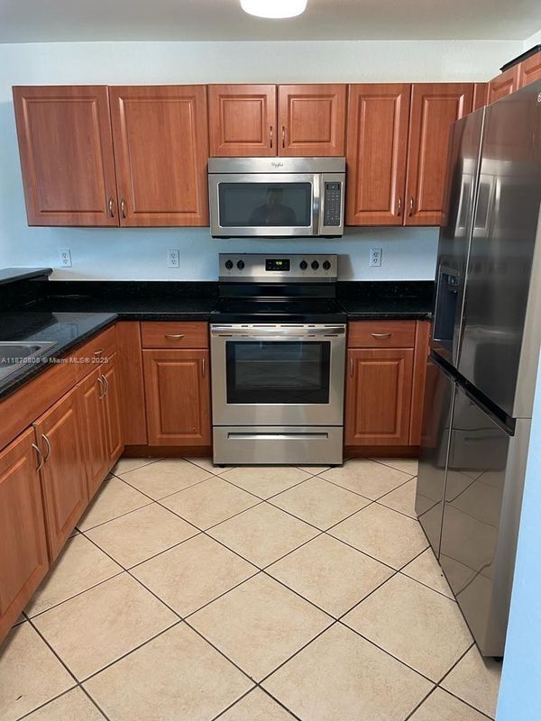 Photo - 11202 NW 83rd St