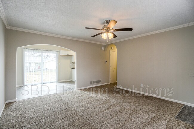 Photo - 16531 E Cogan Dr