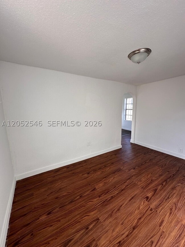 Photo - 3660 NW 20th St Unit 4