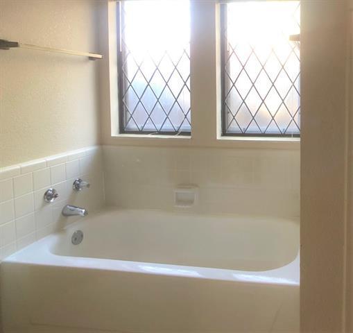 Photo - 3924 Wentworth Dr