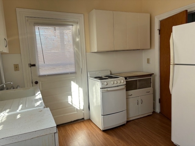 Fotografía del edificio - 225 W Clinton St Unidad 1