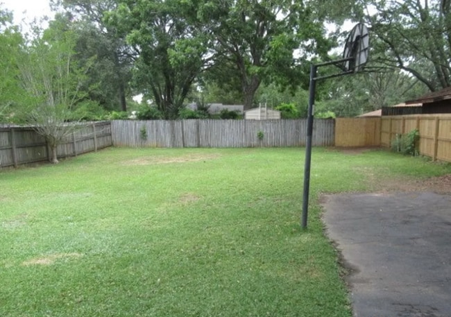 Photo - 6260 Cottage Crest Ln