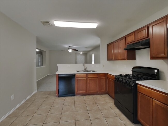 Photo - 20919 Gastonbury Ln