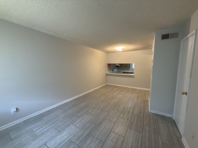 Photo - 4260 US-90 Unidad 43