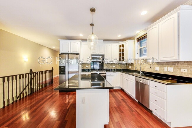 Photo - 4610 N Ashland Ave Unit 1N