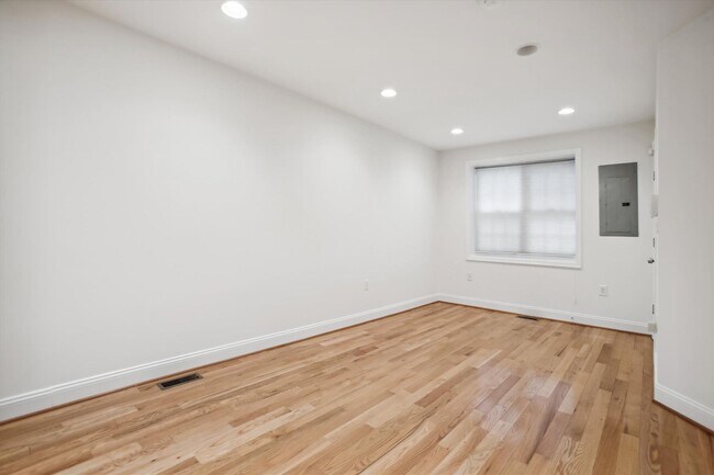 Photo - 310 P St NW Unit Lower Level (A)