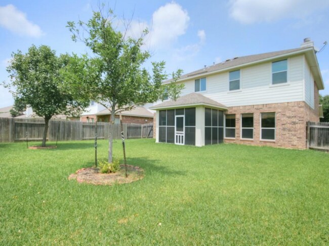 9624 Castle Pines Dr
