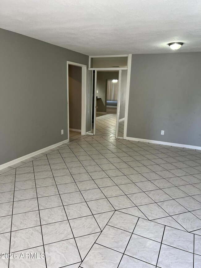 Photo - 17825 N 27th Dr