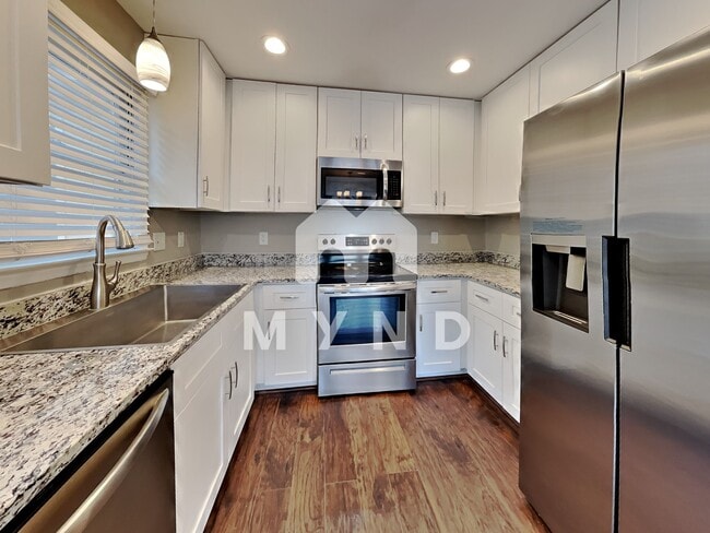 Photo - 3504 Berdan Ct