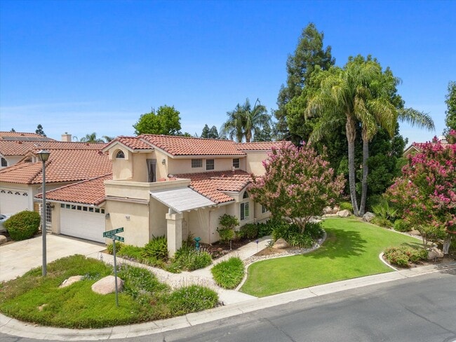 Photo - 6016 Kings Canyon Dr