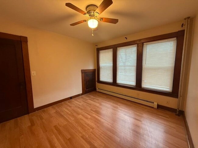 Photo - 672 Central St