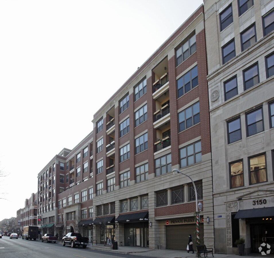 Photo - 3130-3144 N Sheffield Ave