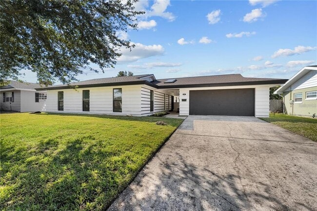Building Photo - 607 Dunblane Dr