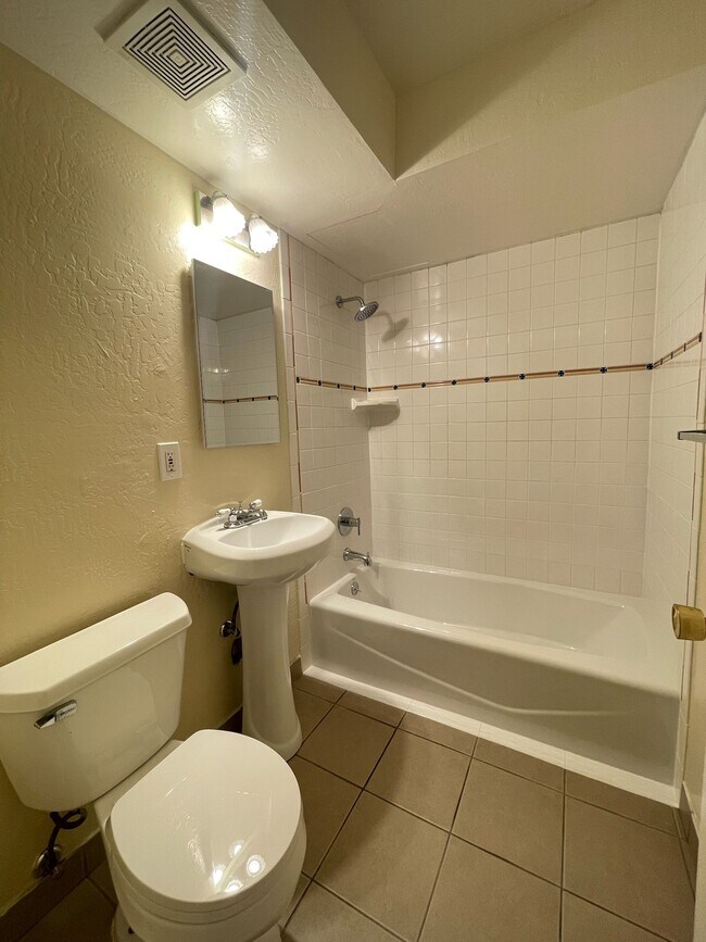 Photo - 630-644 Lincoln Rd E Unidad 614 Lincoln Road East