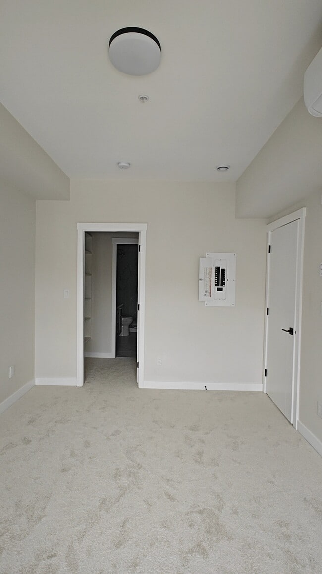 Photo - 12109 223 St Unit 516