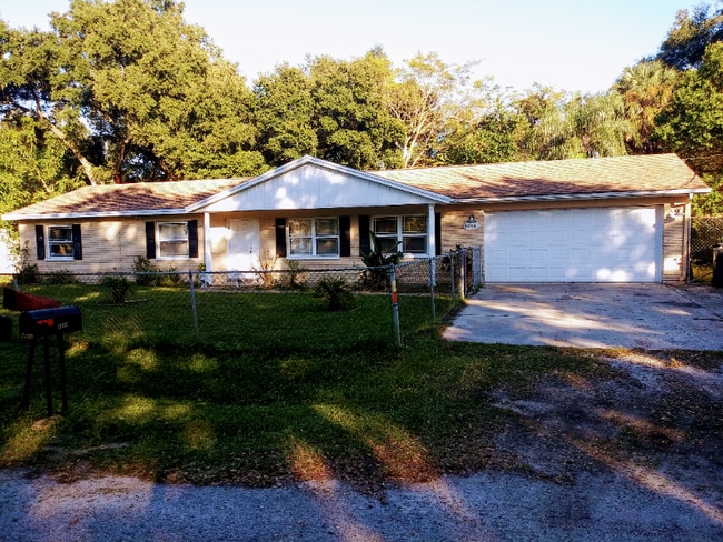 Photo - 8824 W Millpoint Rd