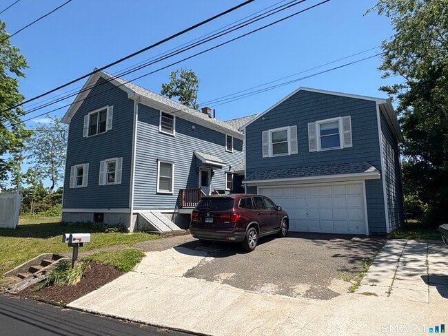 Building Photo - 135 Ridgely Ave
