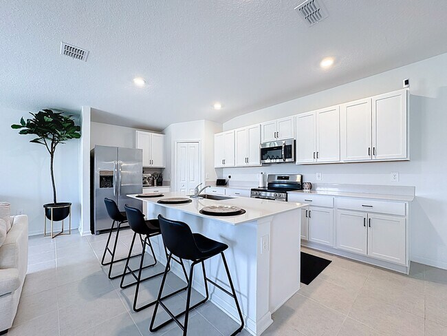 Photo - 5023 Barnet Dr