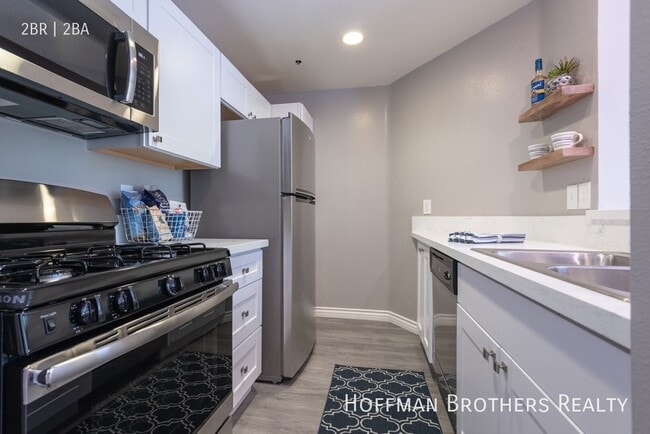 Photo - 11473 Riverside Dr Unit 117
