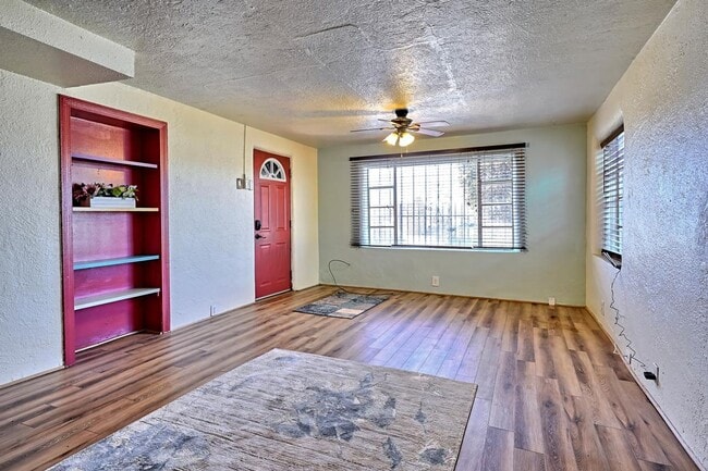 Photo - Updated North Downtown 2/bd 1/ba