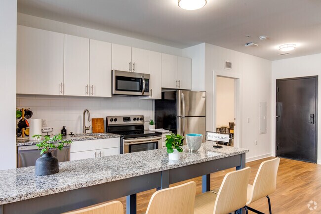 4BR, 4BA - 1010SF - The York