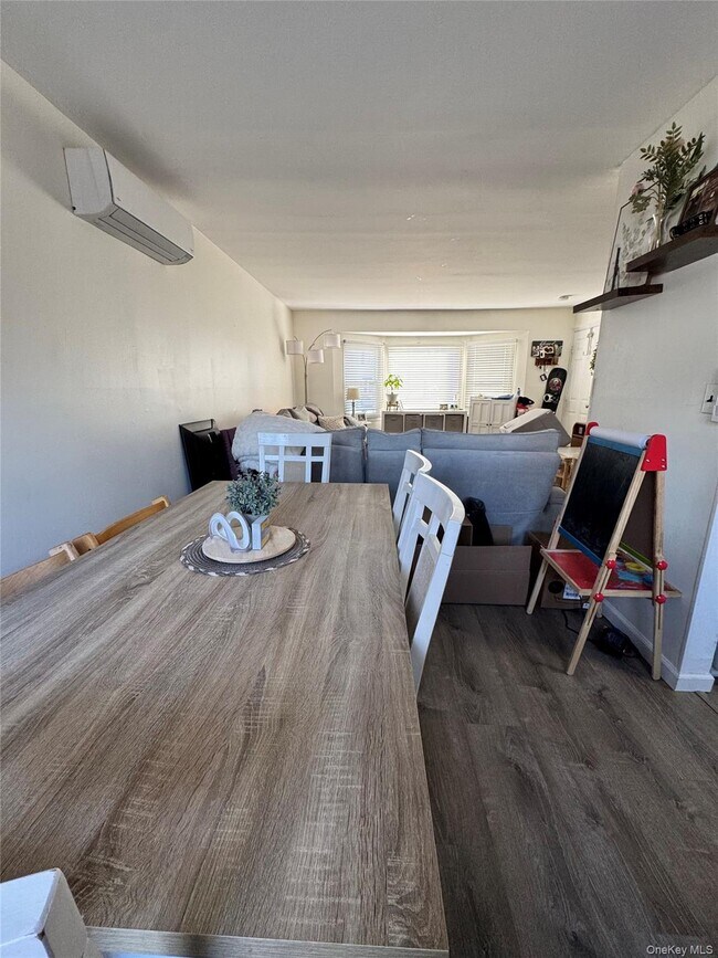 Photo - 140 N 21st St