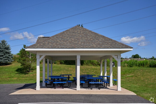 Rivers Pointe Apartments