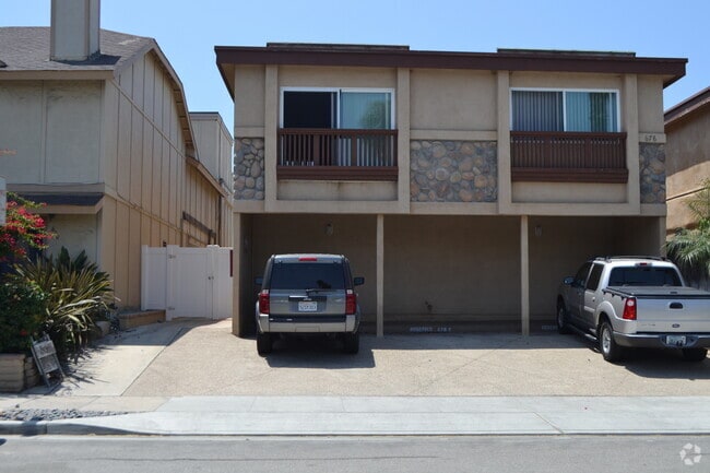 Building Photo - 1 bedroom Condo steps from the beach