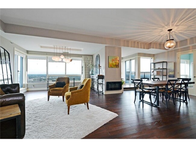 Building Photo - 168 6th St E Unit 4204 Rental