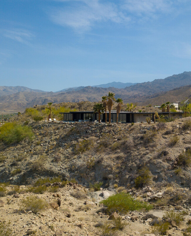 Building Photo - 71270 Oasis Trail Rental