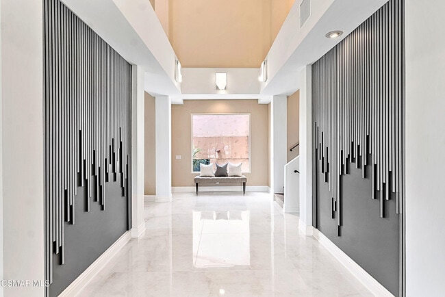 Photo - 1687 Castlebridge Ct