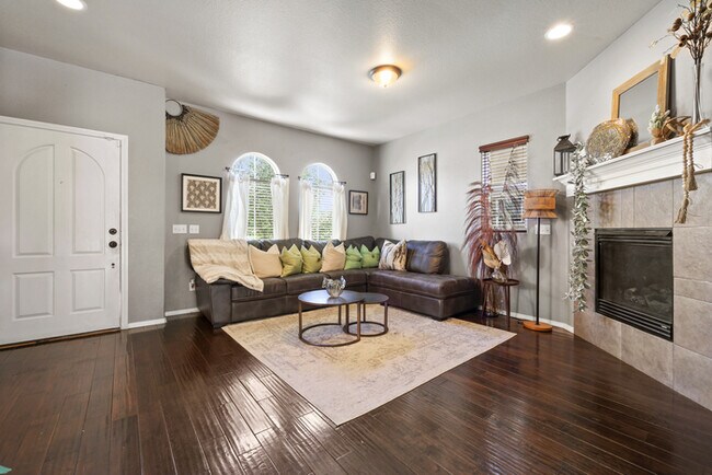 Photo - 8941 Tutt Blvd