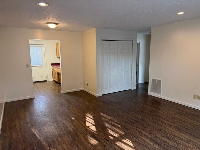 28 Blevins Mayfield Rd Unit 2